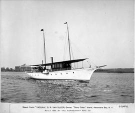 Yacht à vapeur Vacuna appartenant à S.R. Van Duzer à l'Île Stony Crest à la Baie Alexandria, New ...